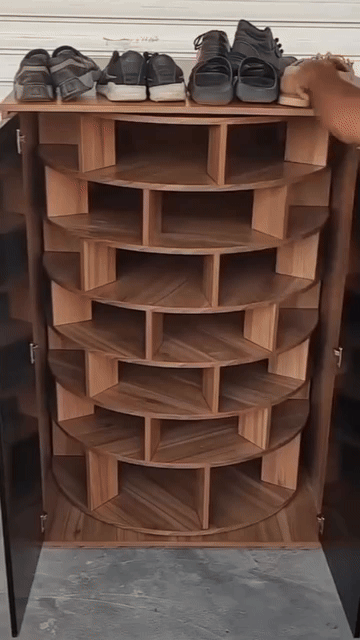 Infinity Shoe Rack Rotation 360